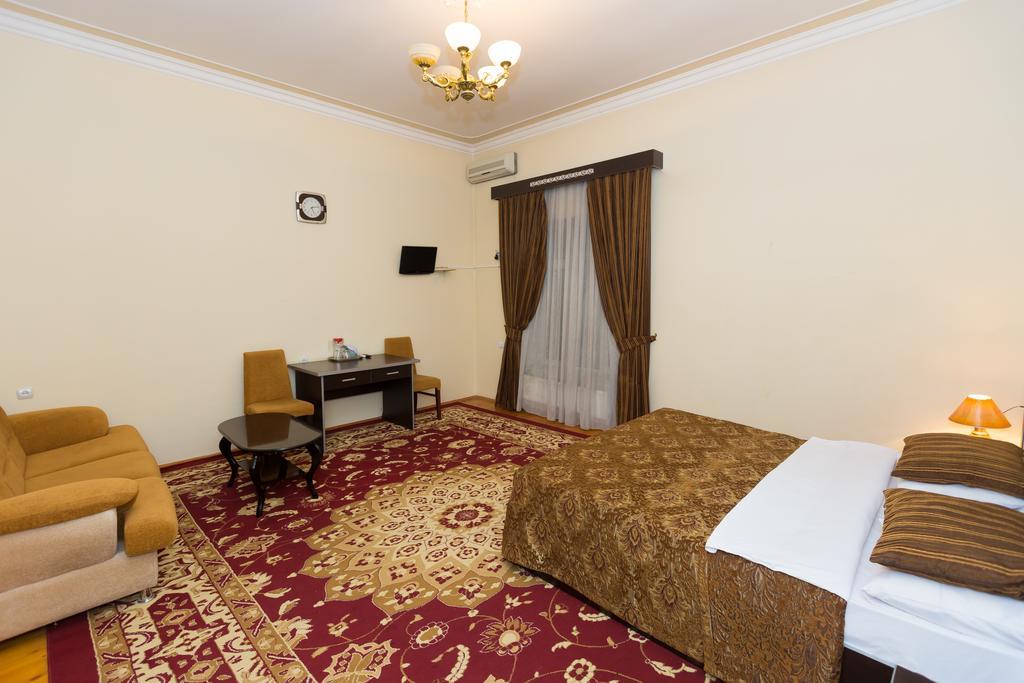 Araz Hotel Baku Extérieur photo