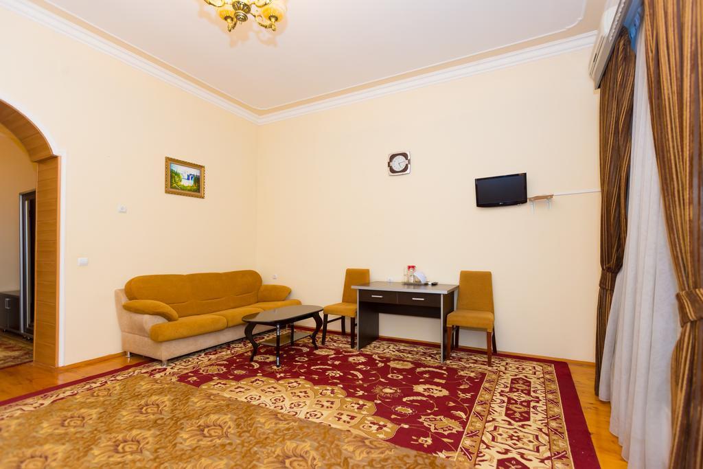 Araz Hotel Baku Extérieur photo