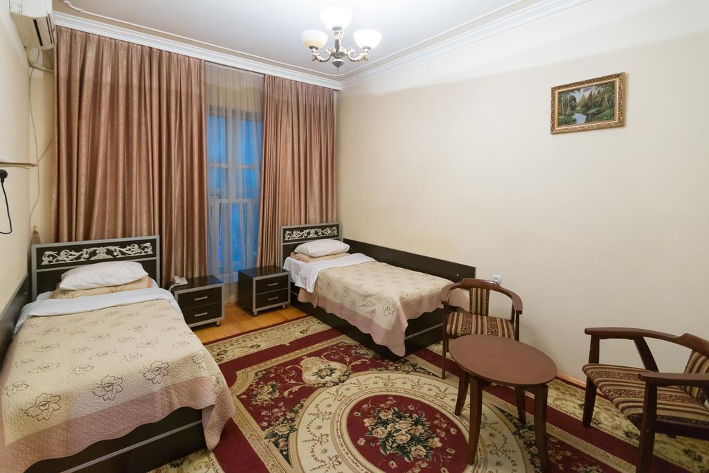 Araz Hotel Baku Extérieur photo