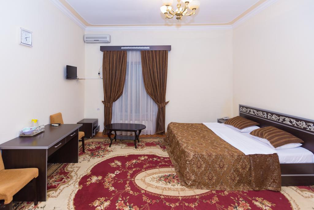 Araz Hotel Baku Extérieur photo