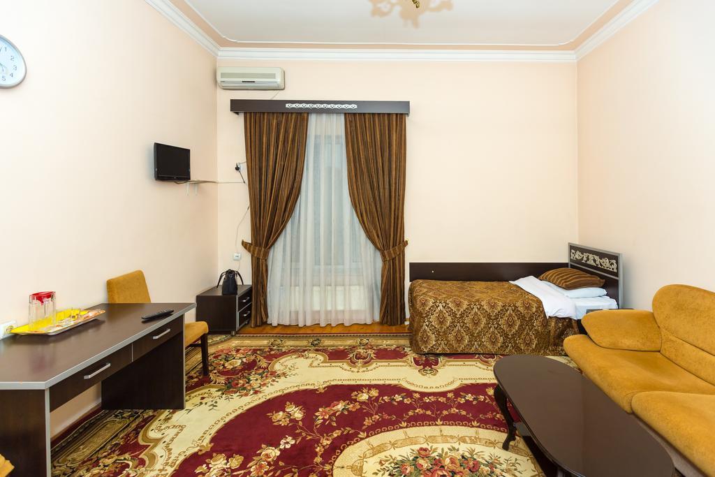 Araz Hotel Baku Extérieur photo